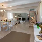 Maritsa, Magazia Gaios