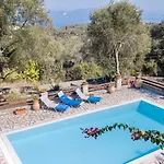 Maritsa, Magazia Villa *