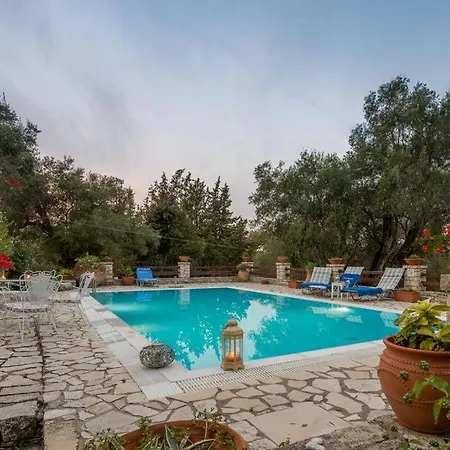 Villa Maritsa, Magazia *