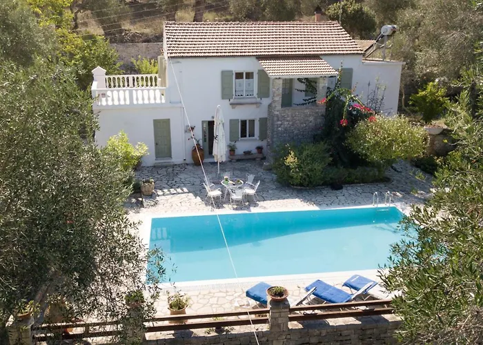 Villa Maritsa, Magazia